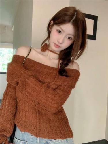 Real shot of autumn new hollow pullover sweater retro long-sleeved niche lazy style one-shoulder sweater for women