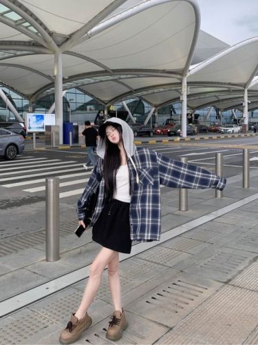 Real shot~ Hooded brushed plaid shirt jacket for women early autumn new loose and versatile slimming spliced ​​shirt