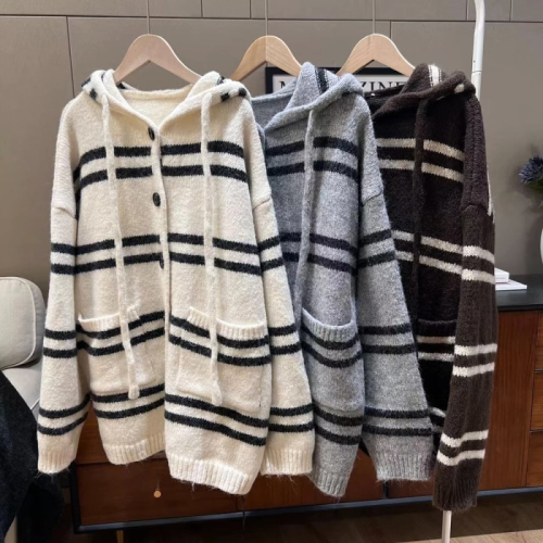 2024 Autumn and Winter Fashion New Striped Custom Button Long Sleeve Soft Hooded Cardigan Sweater Loose Slim Women