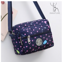 Wholesale women's bags, Korean version of mother's flower cloth bag, Oxford cloth, middle-aged and elderly casual bag, multi-layer shoulder bag, floor stall bag