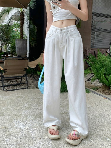 Real shot of pleated design retro solid color wide leg jeans