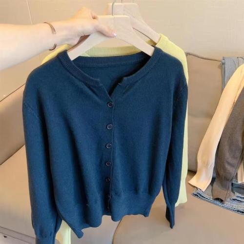 Soft, Mellow, Skin-friendly, Thin Knitted Cardigan for Women - Korean Version, V-neck, Loose, Short-length, Outerwear, Sweater, Top