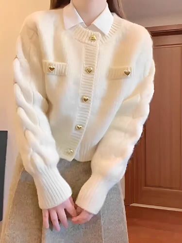 White short twist raccoon velvet sweater jacket for women in autumn and winter for small people wool cashmere knitted cardigan to wear outside