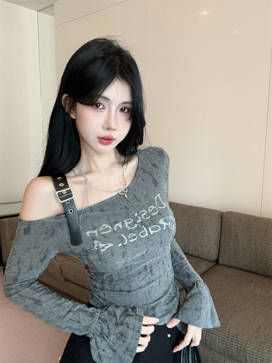 #realshot#American y2k unique lazy relaxed sexy short irregular off-shoulder bottoming shirt long-sleeved T-shirt for women