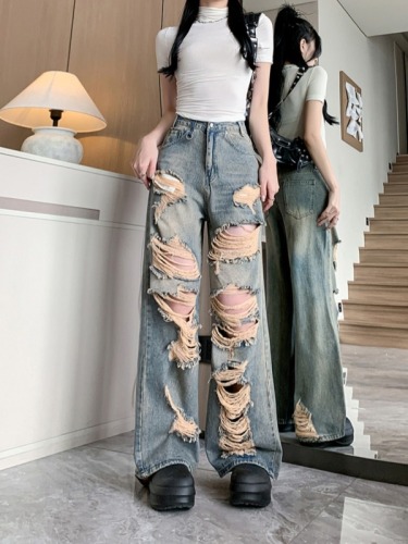 Real shot~Wasteland style ripped holes, dirty distressed washed jeans for women, American retro tattered beggar pants