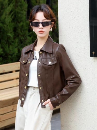 Leather jacket women's short 2024 spring new high-end motorcycle brown color slimming and age-reducing small jacket