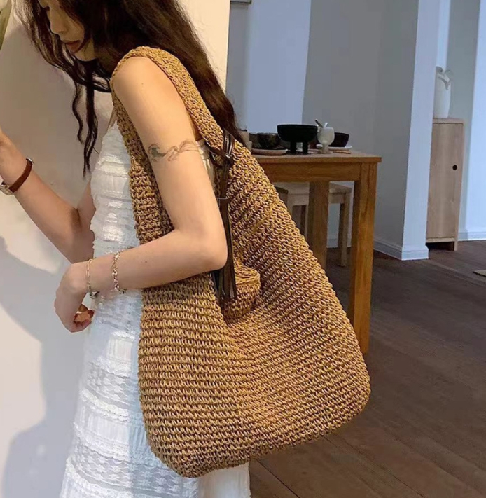 Fashionable and simple shoulder bag 2024 new summer casual seaside vacation straw bag large capacity beach bag