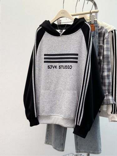 Real shot of imitation cotton Chinese cotton spring and autumn thin 2024 sweatshirt raglan sleeves trendy striped hooded Korean style women's top 200 pounds