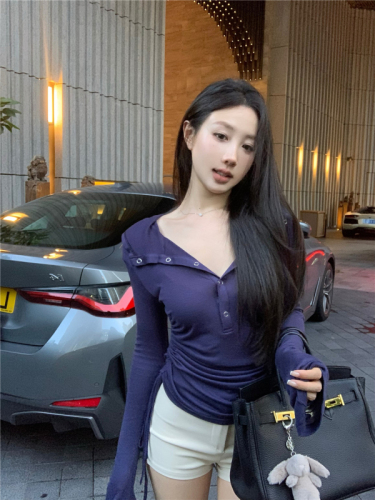 Real shot of two-color hooded V-neck top for hot girls with pure lust style slimming long-sleeved sun protection jacket