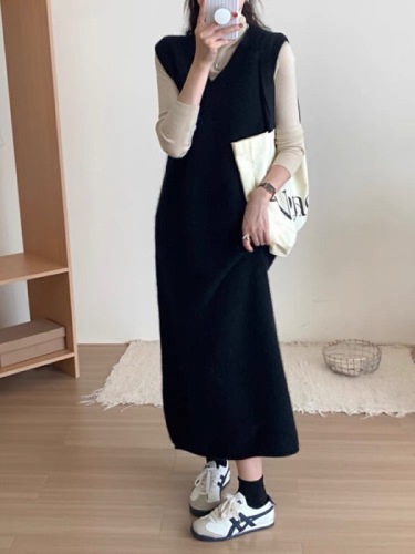 Korean style v-neck sweater dress for women in autumn and winter plus size lazy style long style pullover vest knitted vest dress