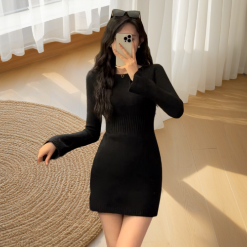 Pure Desire Round Neck Bell Sleeve Knitted Dress Autumn and Winter New Slim Fit Versatile Bottoming Hip Skirt