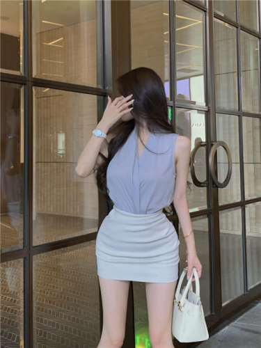 Real shot!  Temperament Pure Desire Suit Sleeveless Shirt Women's Summer Hip Cover Skirt Suit