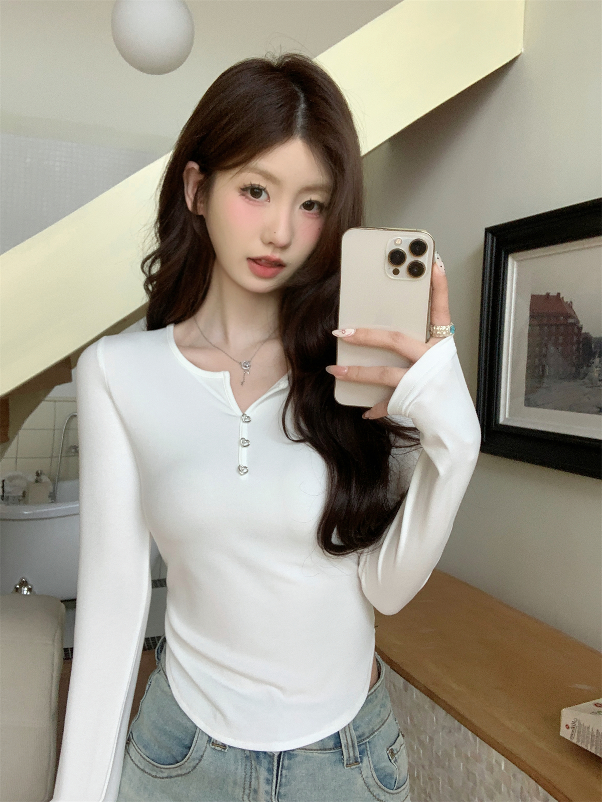Actual shot of early autumn Korean style slim-fitting half-open collar love buckle age-reducing design pure cotton long-sleeved T-shirt top
