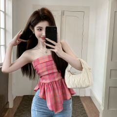 Real shot of dopamine outfit hot girl pink plaid irregular tube top women summer slim versatile top