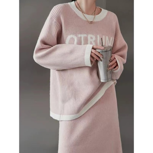 Winter skirt suit two-piece gentle knitted sweater small fragrance suit high-end sweater suit skirt women's spring and winter skirt