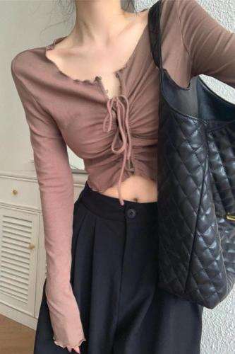 Actual shot ~ Irregular T-shirt for women, V-neck slim fit, autumn short, tight-fitting drawstring design, niche top