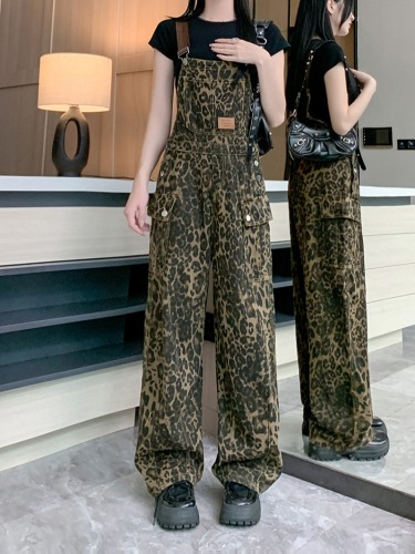 Real shot ~ American retro high street leopard print denim overalls for women with loose design niche straight trousers