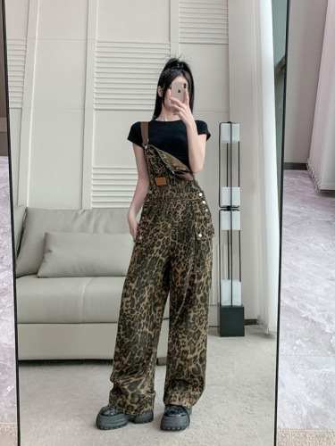 Real shot ~ American retro high street leopard print denim overalls for women with loose design niche straight trousers