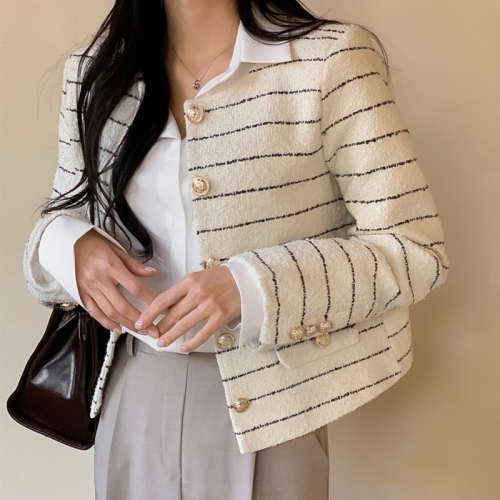 Autumn fashionable and refreshing striped round neck single-breasted loose casual tweed small style jacket for women