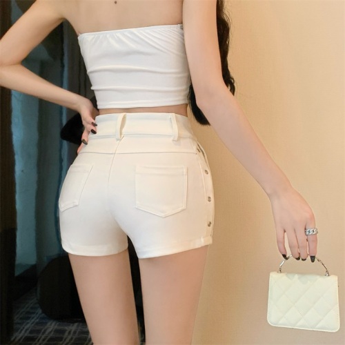 Actual shoot! 2024 New Sweet, Cool, and Spicy White Elastic High-Waisted Booty-Brief Chain-Detailed Shorts