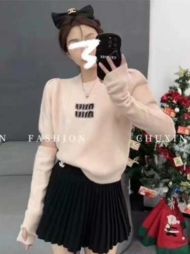 New Year's French style short foreign style diamond letter sleeve sweater women's autumn and winter waist pullover sweater popular top