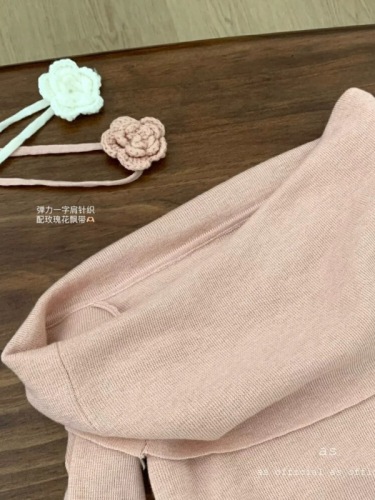 AS OFFICIAL手工编织花朵！一字肩小衫针织衫配领带