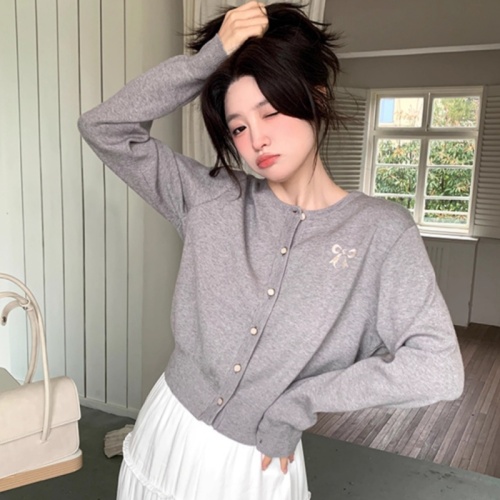 Korean style bow embroidered gray knitted cardigan for women spring round neck soft glutinous miu style versatile top