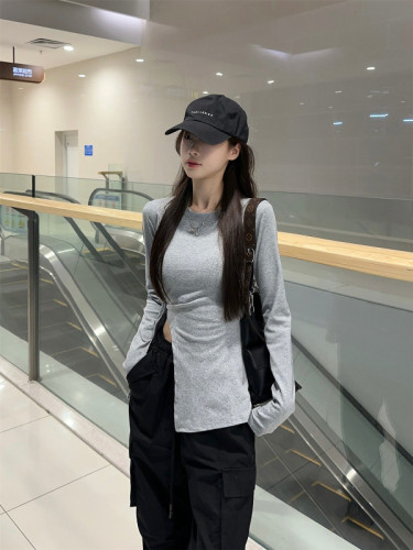 Actual shot ~ 2024 early autumn new style design with irregular slits, mid-length long-sleeved T-shirt outer top