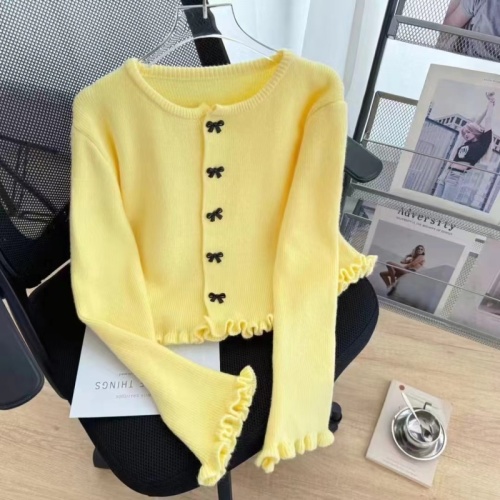 Xiaoxiangfeng Cardigan Sweater Women's 2024 New Winter Slim Bow Short Sweater Jacket Top