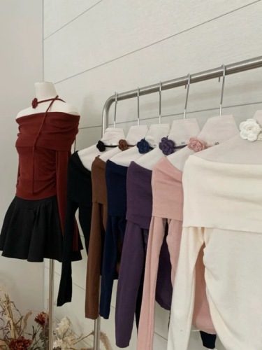 AS OFFICIAL手工编织花朵！一字肩小衫针织衫配领带