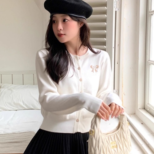 Korean style bow embroidered gray knitted cardigan for women spring round neck soft glutinous miu style versatile top