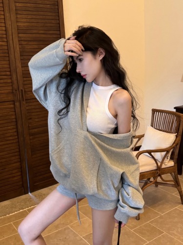 Real shot Korean style casual lazy commuter suit simple vest loose hooded sweatshirt sports shorts