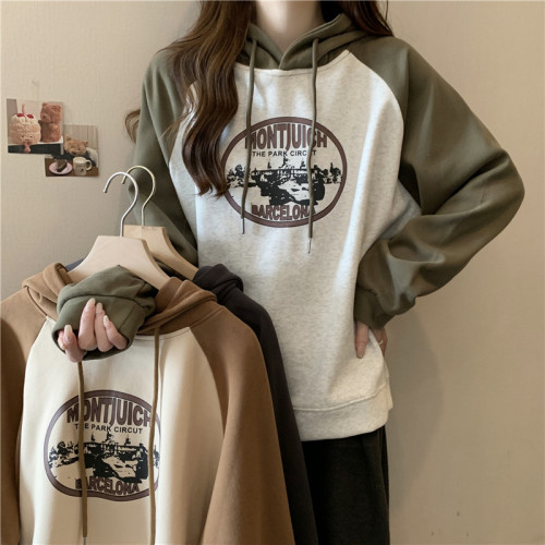 After the real shot, the bag is made of woolen cotton composite milk silk 320g thin stitching contrasting color hooded sweatshirt for women