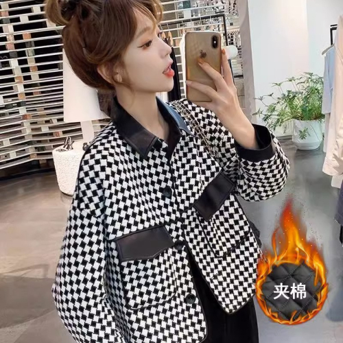 Small fragrant style jacket for women in spring and autumn, versatile 2024 new Korean style high-end sense petite houndstooth short top