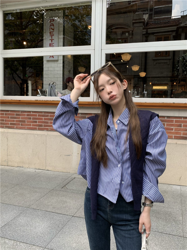 Korean style long-sleeved striped shirt + knitted shawl suit for women