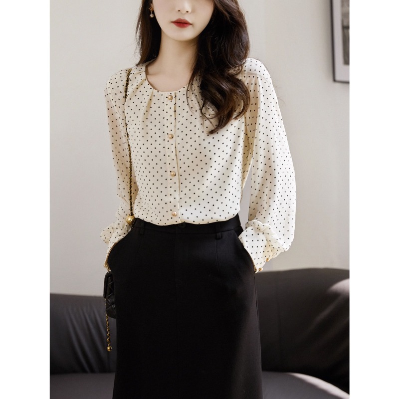 @法式宮廷風/大美波點元素 褶皺圓領長袖襯衫女早秋MLCYC38146