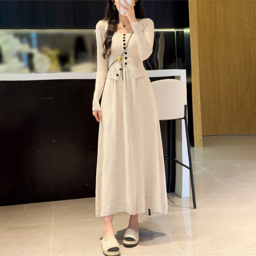 French long-sleeved knitted dress for women in autumn and winter new style slimming long skirt petite fragrant suit