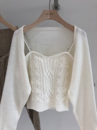 Autumn new women's niche design pearl suspender top sweater two-piece temperament sweater