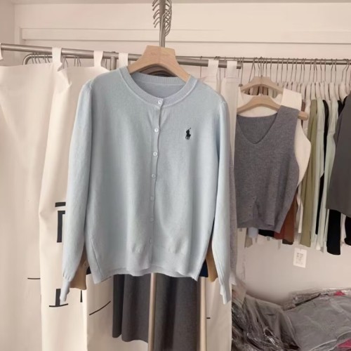 Photographed 2024 Early Autumn New Arrival Multi-Color Available Simple Solid Color Pony Embroidered Knit Sweater Cardigan Jacket