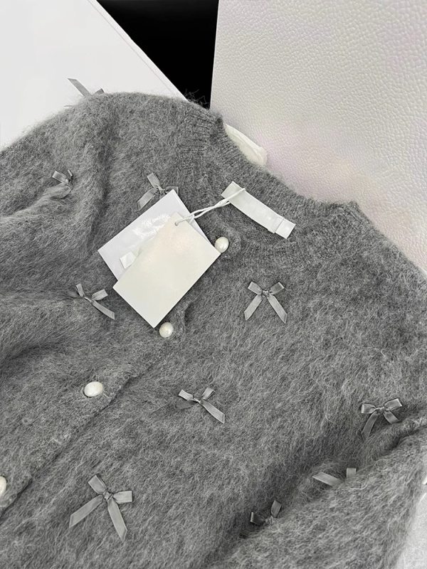 Gray bow sweater for women in autumn and winter, high-end, soft and waxy mohair knitted cardigan, small fragrant style jacket, trendy