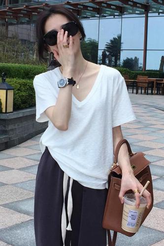 V-neck bamboo cotton white short-sleeved T-shirt for women in summer, loose and versatile, western-style bottoming shirt