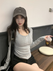 Actual shot of early autumn Korean style slim-fit pure lust round neck button pleated design versatile pure cotton long-sleeved T-shirt top