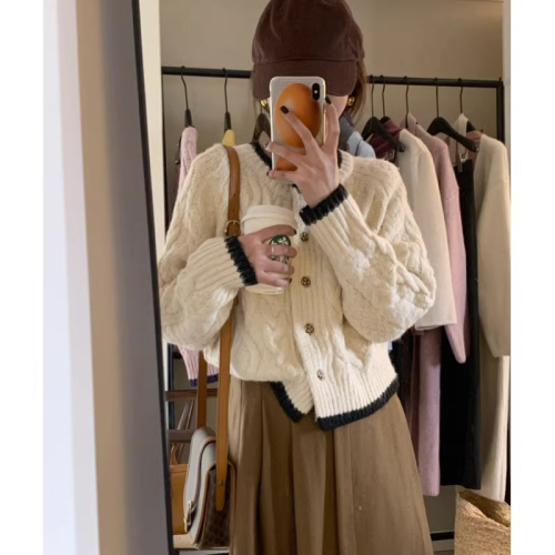 Pink twist knitted cardigan for women, soft and waxy, retro, gentle, gentle style, French sweater jacket, short top, autumn and winter