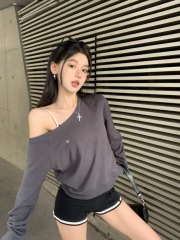 Actual shot ~ The same style as Mei Gao Ruth's off-shoulder sweatshirt + suspender jumpsuit casual suit for women