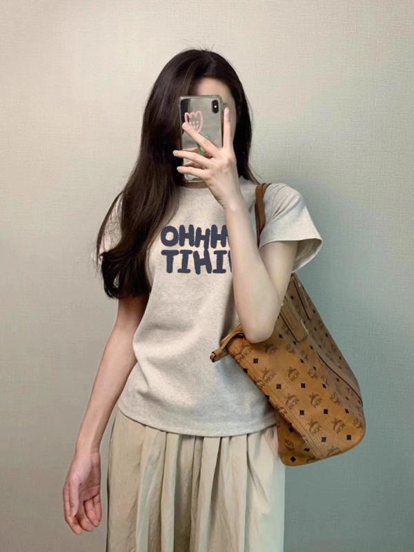 Korean pure cotton right shoulder short-sleeved T-shirt for women summer new slim fit hot girl chic and beautiful top