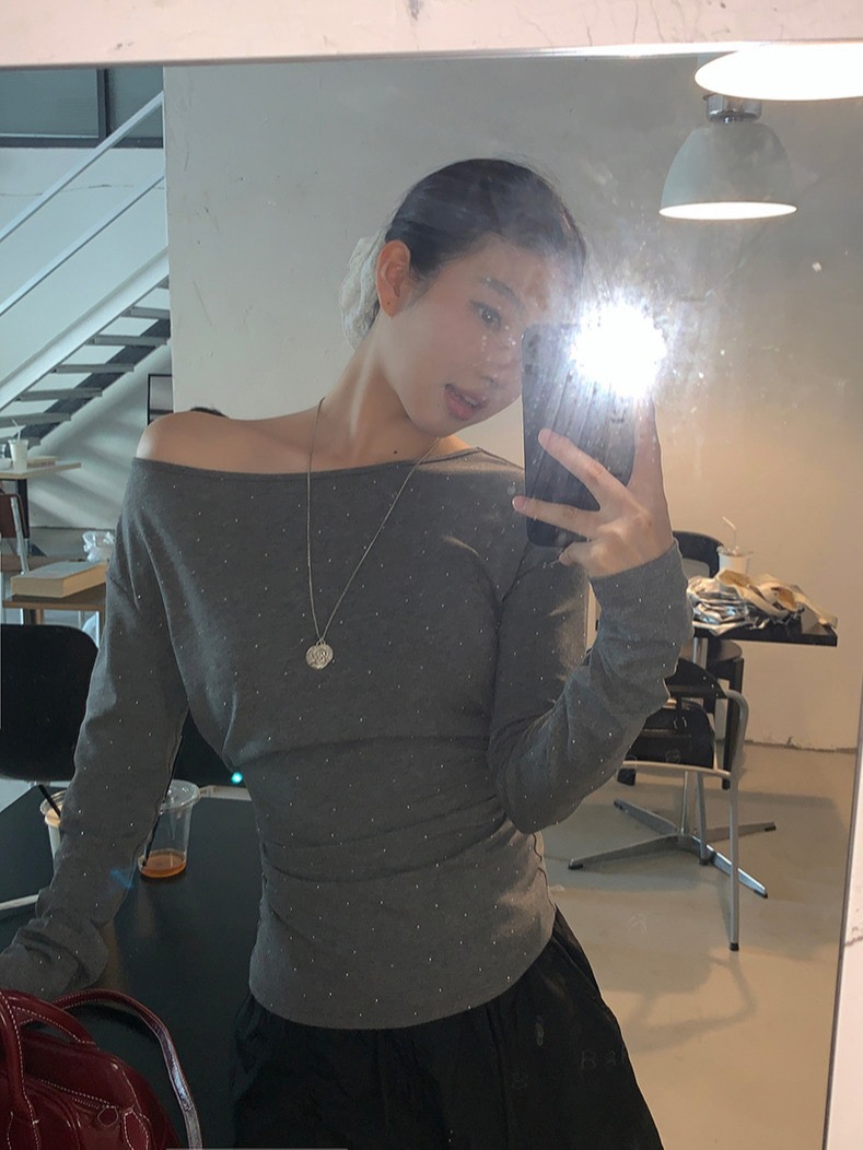 Gray hot diamond long-sleeved sunscreen long-sleeved T-shirt for women early autumn French slimming casual versatile off-the-shoulder top
