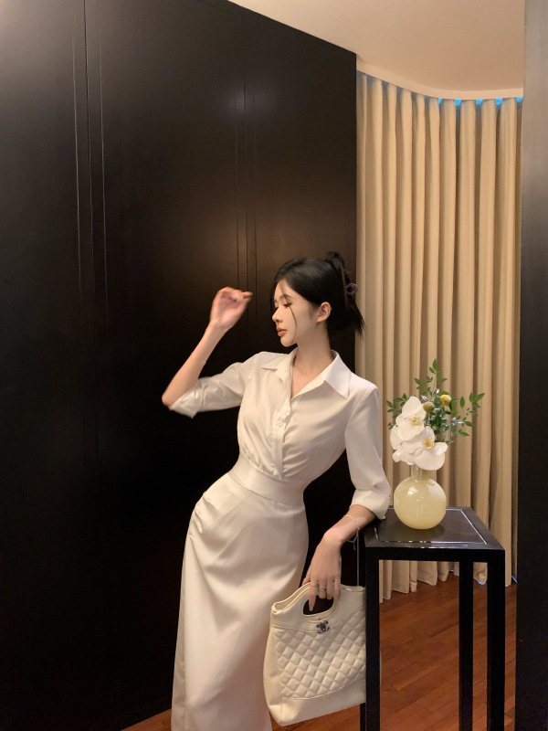 Elastic ant waist top + elegant pleated slimming skirt two-piece suit