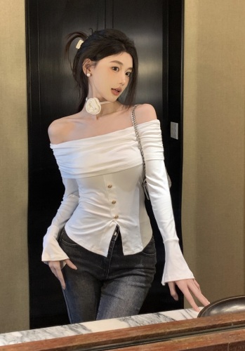 Actual shot of one-shoulder lace-up floral slim-fitting bottoming shirt for autumn, new slimming slit knitted t-shirt