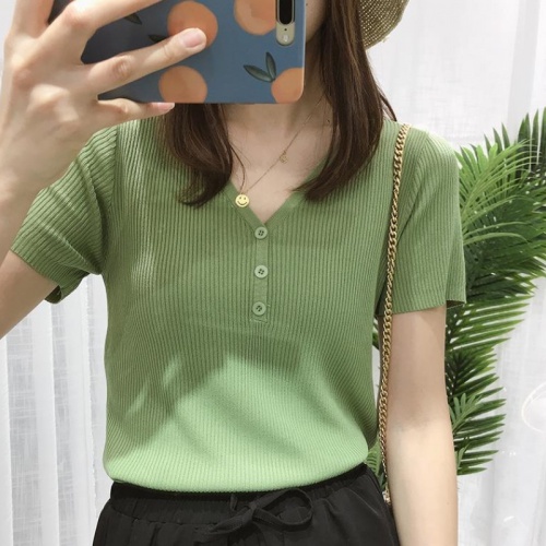 Summer new Korean style slim v-neck ice silk sweater for women, thin, versatile short-sleeved T-shirt for women, bottoming top