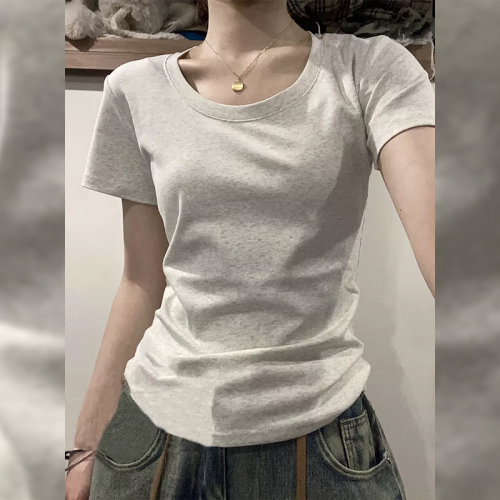 New beige, right shoulder, short-sleeved T-shirt for women in summer, slim-fitting, high-end, casual and versatile top trendy